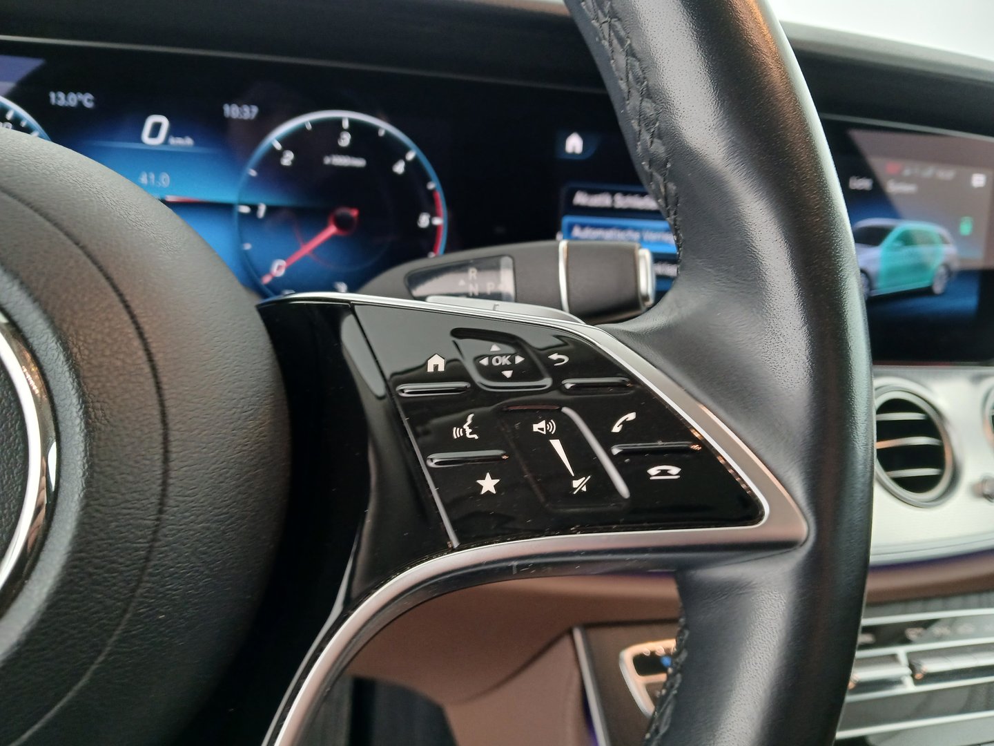 Mercedes E 200 d T Avantgarde Austria Edition Aut. | Bild 18 von 35