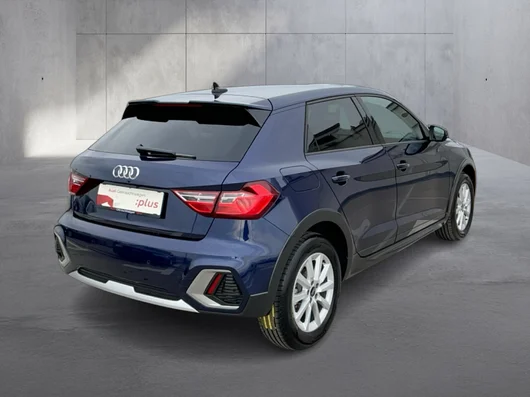 Bild eines Audi A1 allstreet 30 TFSI