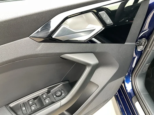Bild eines Audi A1 allstreet 30 TFSI