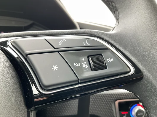 Bild eines Audi A1 allstreet 30 TFSI