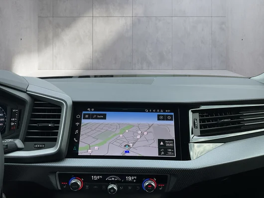 Bild eines Audi A1 allstreet 30 TFSI