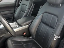 Land Rover Range Rover Sport Sport 2,0 Si4 PHEV AWD HSE in schwarz - metallic