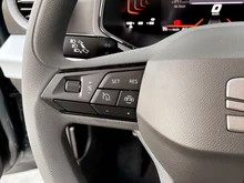 SEAT Arona Reference Edition 1.0 TSI in Fjord-Blau