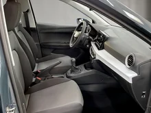 SEAT Arona Reference Edition 1.0 TSI in Fjord-Blau