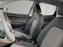 SEAT Arona Reference Edition 1.0 TSI in Fjord-Blau