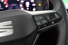 SEAT Leon FR Edition 1.5 TSI 115 PS in Nacht-Schwarz Metallic