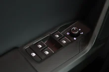 SEAT Leon FR Edition 1.5 TSI 115 PS in Nacht-Schwarz Metallic
