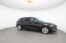 SEAT Leon FR Edition 1.5 TSI 115 PS in Nacht-Schwarz Metallic