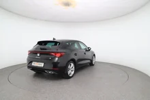 SEAT Leon FR Edition 1.5 TSI 115 PS in Nacht-Schwarz Metallic