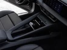 Porsche Macan 4 in dunkelgrau - metallic
