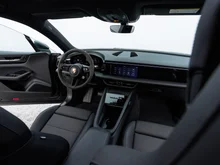 Porsche Macan 4 in dunkelgrau - metallic