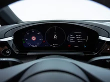Porsche Macan 4 in dunkelgrau - metallic