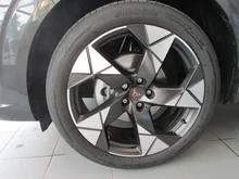 Thumbnail-Foto von Fahrzeug