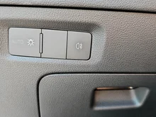 Škoda Octavia Combi Selection TDI DSG in Moon-Weiß Metallic