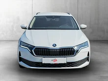 Škoda Octavia Combi Selection TDI DSG in Moon-Weiß Metallic
