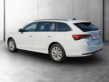 Škoda Octavia Combi Selection TDI DSG in Moon-Weiß Metallic