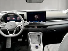 VW T-Roc Life eTSI DSG in Grenadillschwarz Metallic