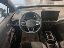 VW ID.4 Pro 4MOTION 220 kW Business -77 kWh in Scale Silver Metallic Dach schwarz