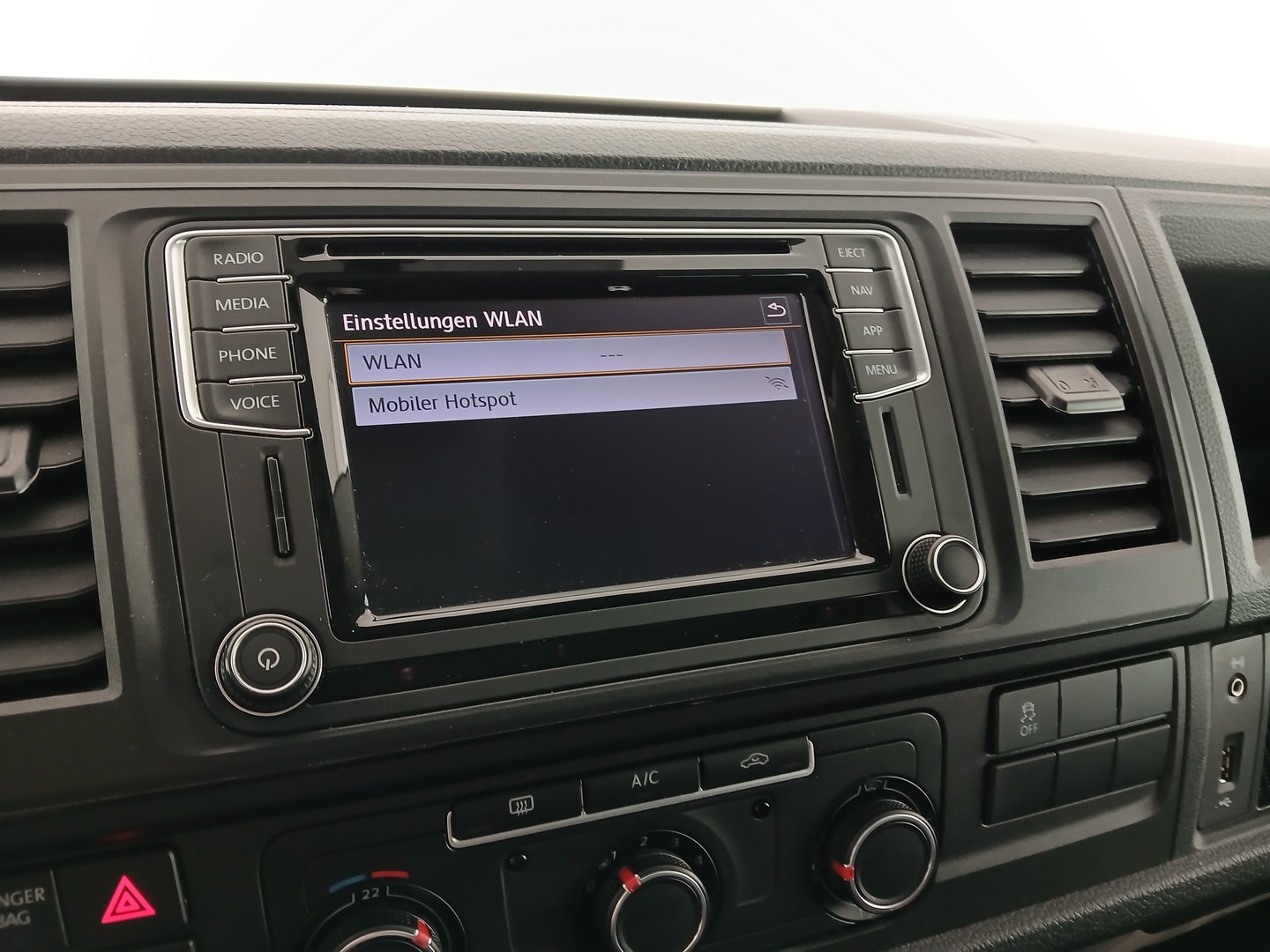 VW Doka-Kastenwagen LR TDI 4MOTION | Bild 20 von 30