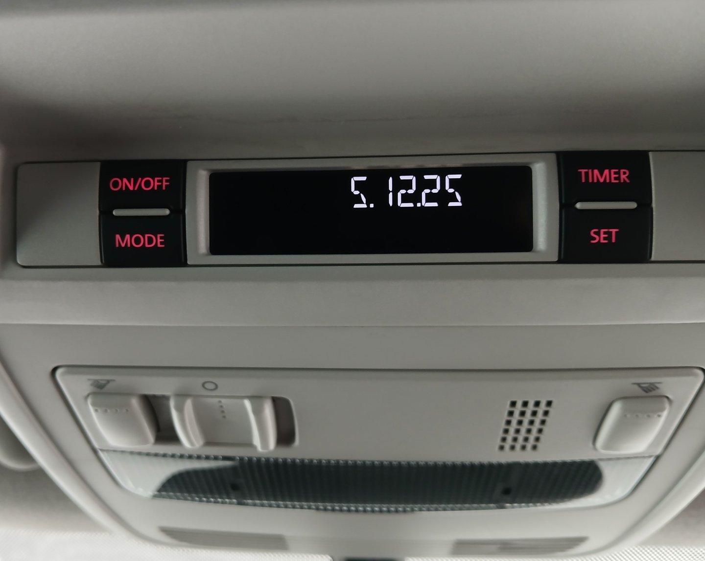 VW Doka-Kastenwagen LR TDI 4MOTION | Bild 28 von 30