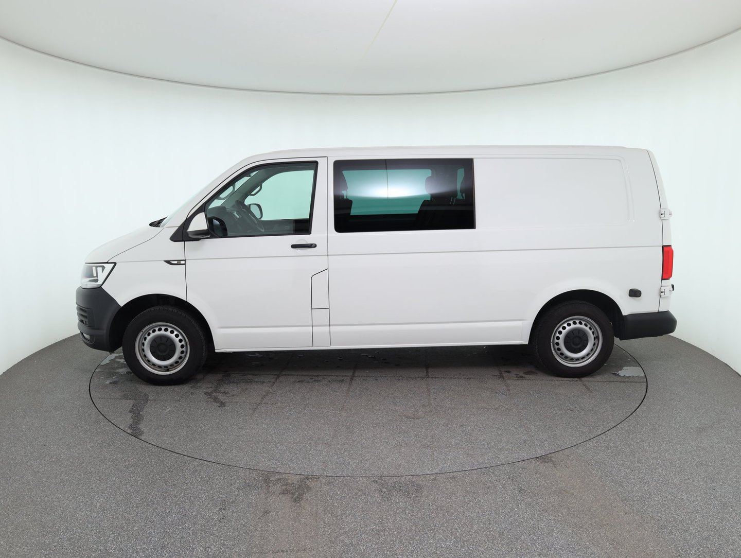 VW Doka-Kastenwagen LR TDI 4MOTION | Bild 8 von 30