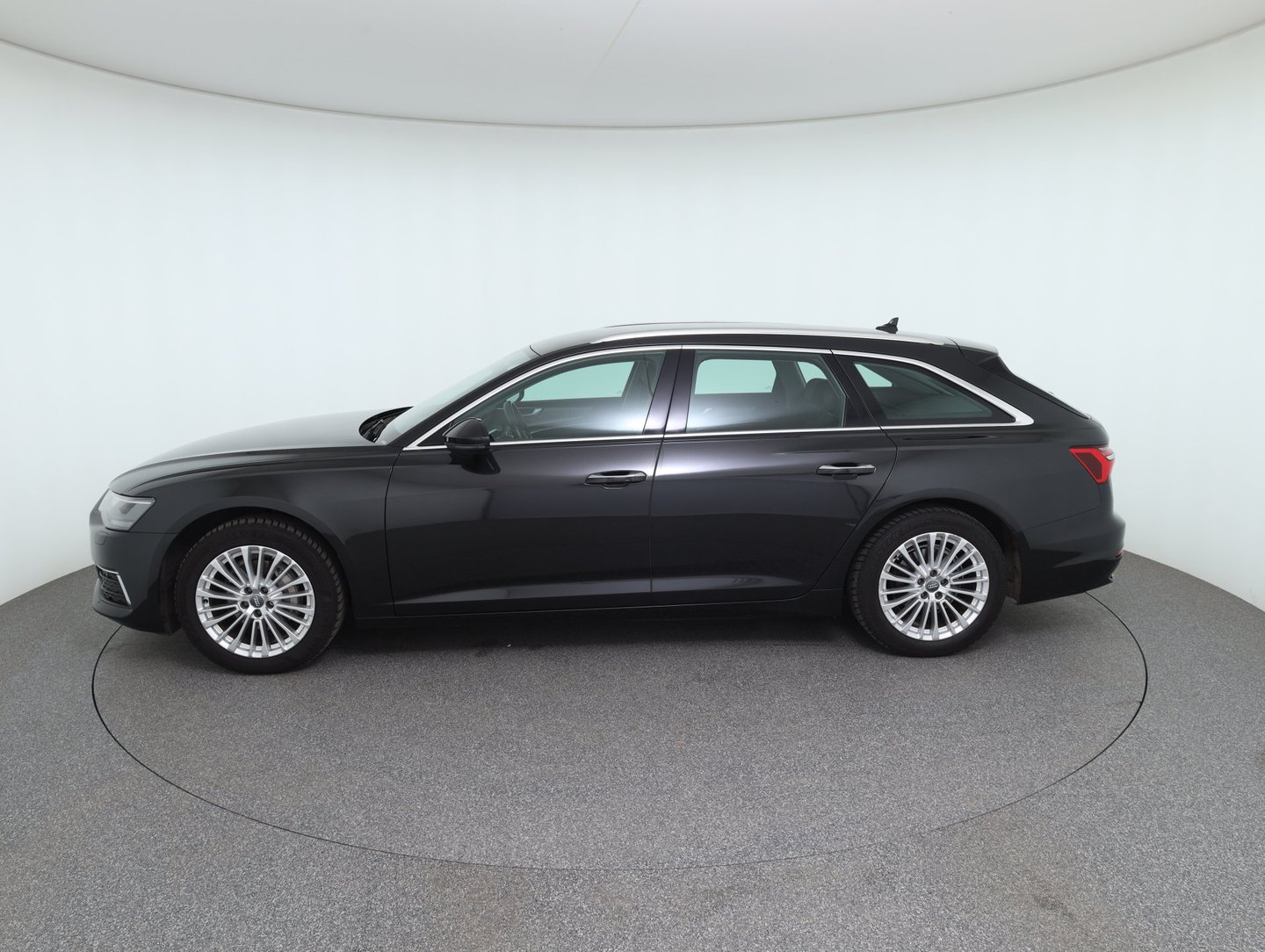 Audi A6 Avant 35 TDI Design | Bild 8 von 32
