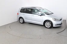 VW Touran Comfortline TDI SCR in Reflexsilber Metallic