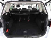 VW Touran Comfortline TDI SCR in Reflexsilber Metallic