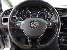 VW Touran Comfortline TDI SCR in Reflexsilber Metallic
