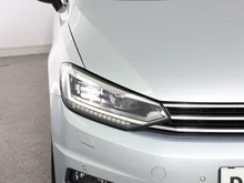 VW Touran Comfortline TDI SCR in Reflexsilber Metallic
