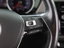VW Touran Comfortline TDI SCR in Reflexsilber Metallic