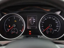 VW Touran Comfortline TDI SCR in Reflexsilber Metallic