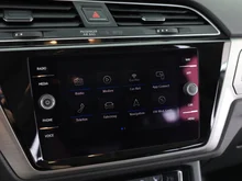 VW Touran Comfortline TDI SCR in Reflexsilber Metallic