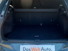 CUPRA Terramar 1.5 e-TSI 150 PS DSG in Fjord-Blau