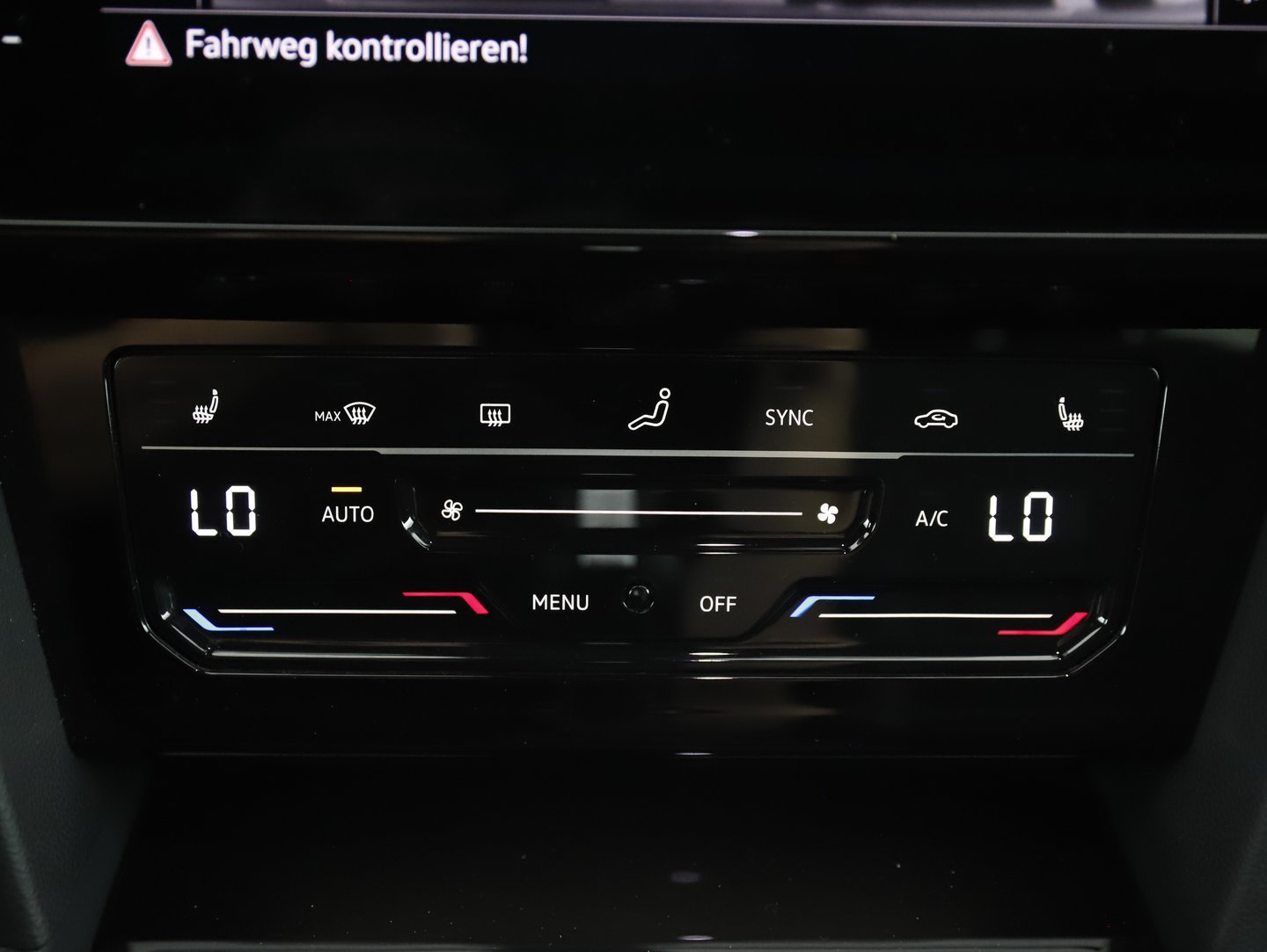 VW Arteon SB R-Line TDI DSG | Bild 16 von 24