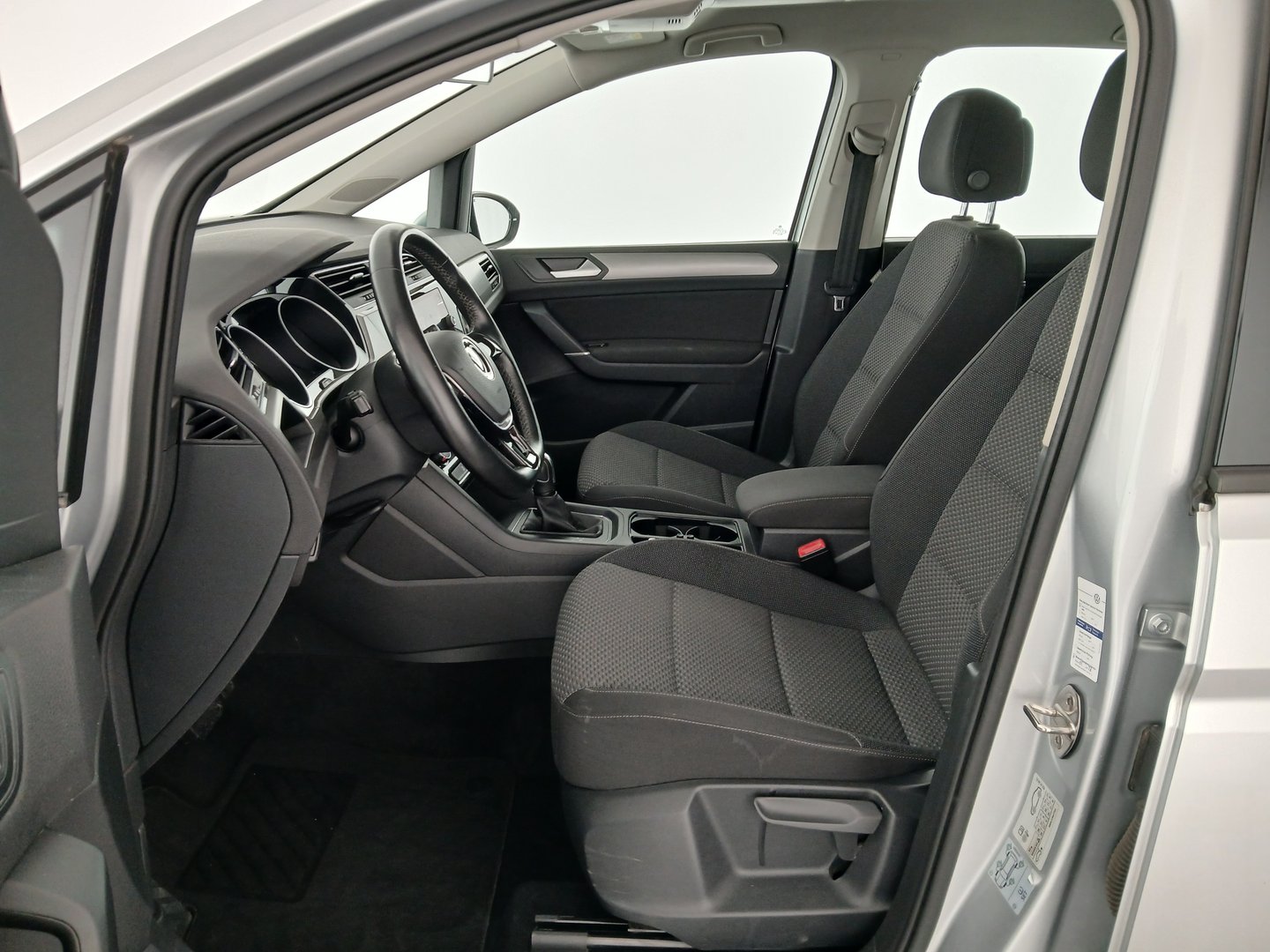 VW Touran Comfortline TDI SCR DSG 5-Sitzer | Bild 13 von 33