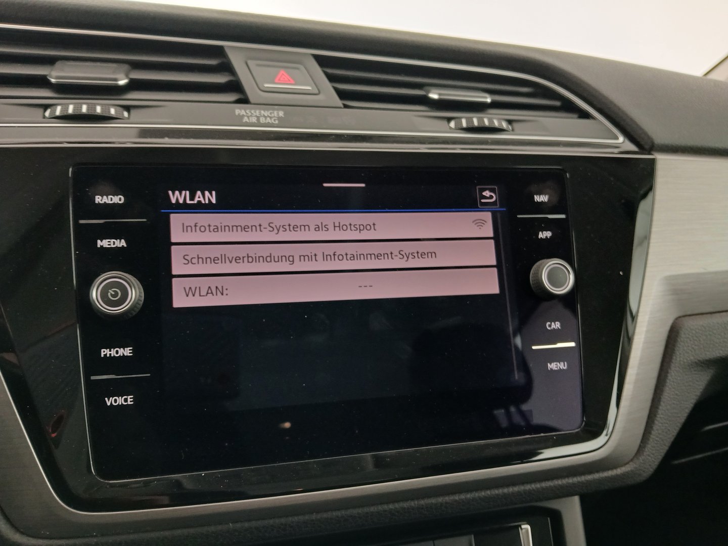 VW Touran Comfortline TDI SCR DSG 5-Sitzer | Bild 23 von 33