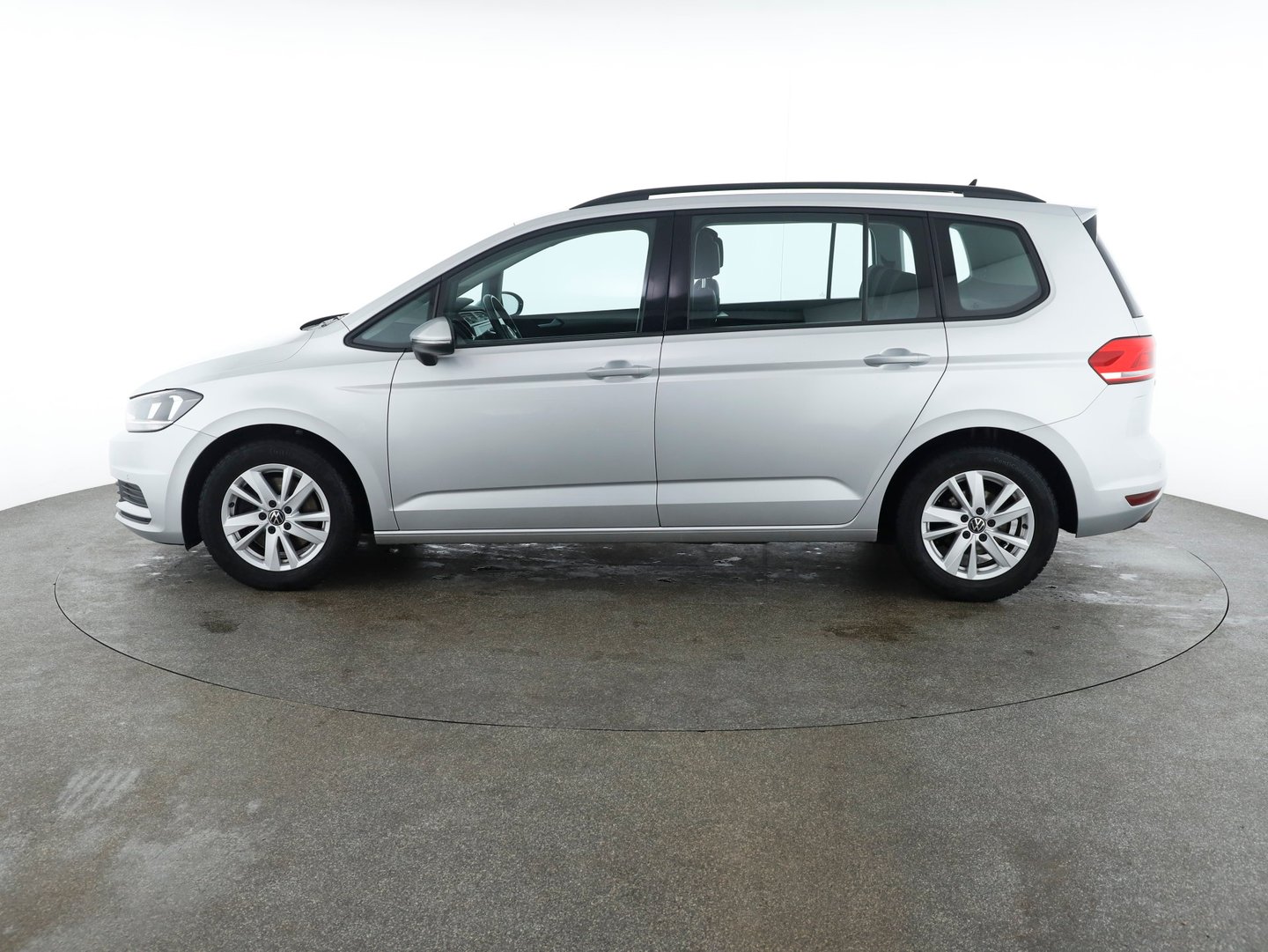 VW Touran Comfortline TDI SCR DSG 5-Sitzer | Bild 8 von 33