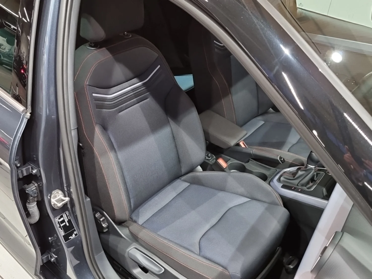 Bild eines Arona FR 1.0 TSI