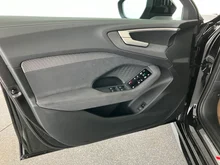 Audi A5 Avant TDI quattro in Mythosschwarz Metallic