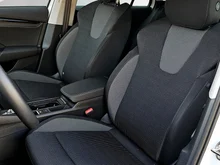 Škoda Octavia Combi Selection TSI mHEV DSG in Moon-Weiß Metallic