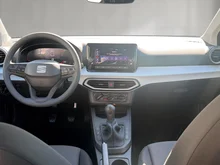 SEAT Arona Reference Edition 1.0 TSI in Nacht-Schwarz Metallic