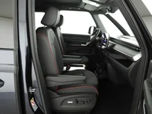 VW ID Buzz ID. Buzz GTX LR 4MOTION 250 kW in Starlight Blue Metallic