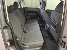 VW Caddy Dark Label eHybrid 110 kW in Puregrey