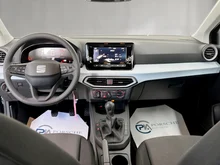 SEAT Arona Reference Edition 1.0 TSI in Nacht-Schwarz Metallic