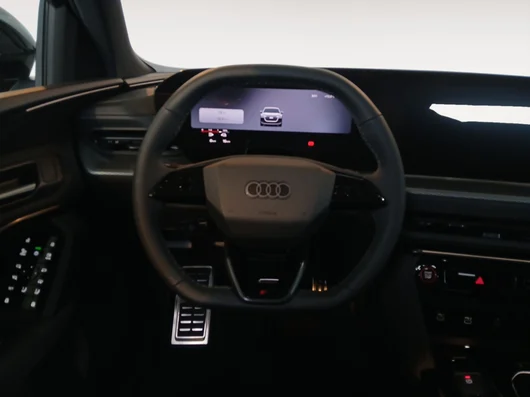 Bild eines Audi Q5 e-hybrid quattro 220 KW