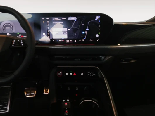 Bild eines Audi Q5 e-hybrid quattro 220 KW