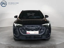 Audi Q5 e-hybrid quattro 220 KW in Mythosschwarz Metallic