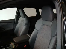 Audi Q5 e-hybrid quattro 220 KW in Mythosschwarz Metallic