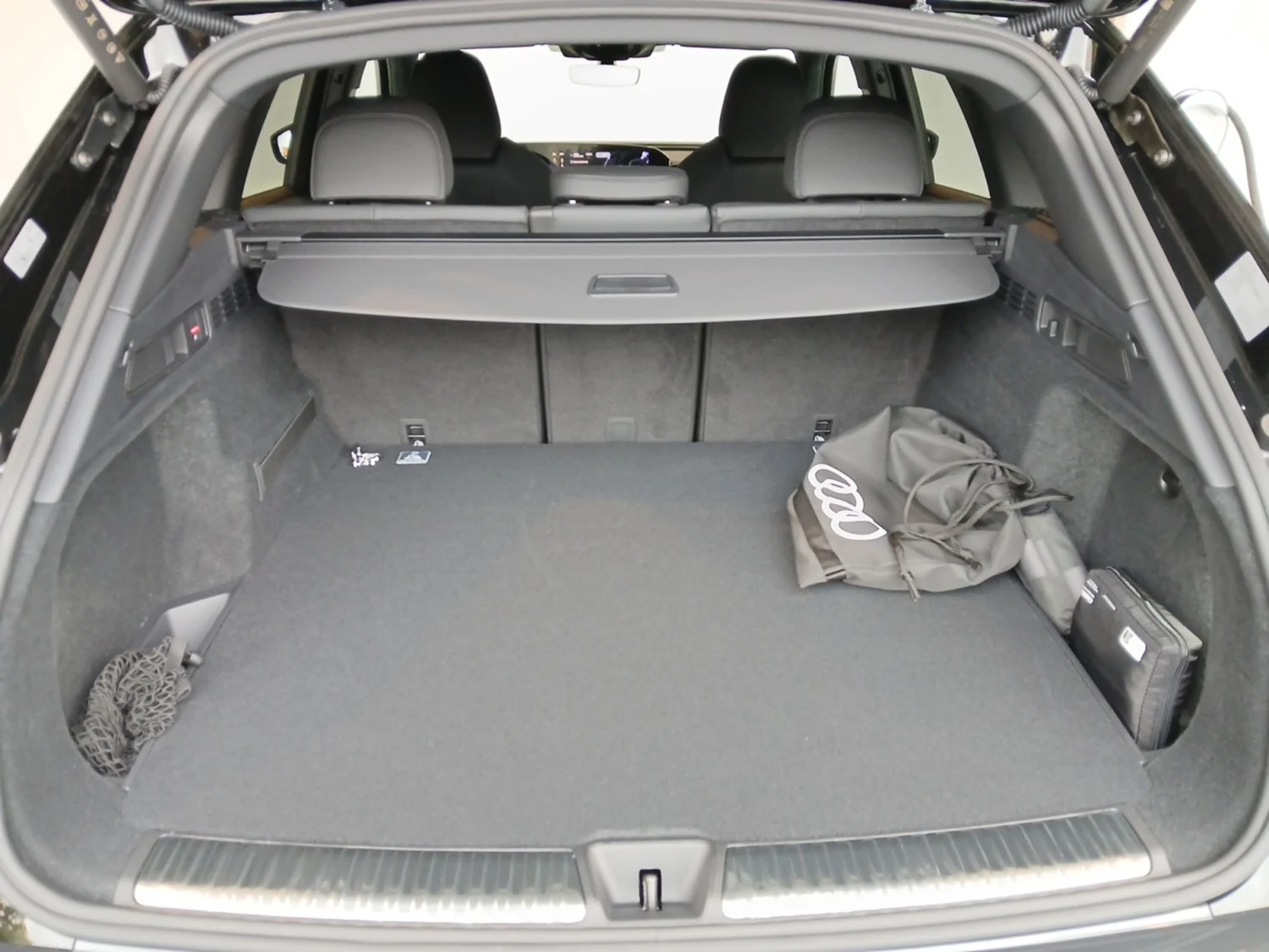 Bild eines Audi Q5 e-hybrid quattro 220 KW